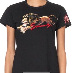 Authentic Givenchy Lion Graphic Tee XS. (D9)